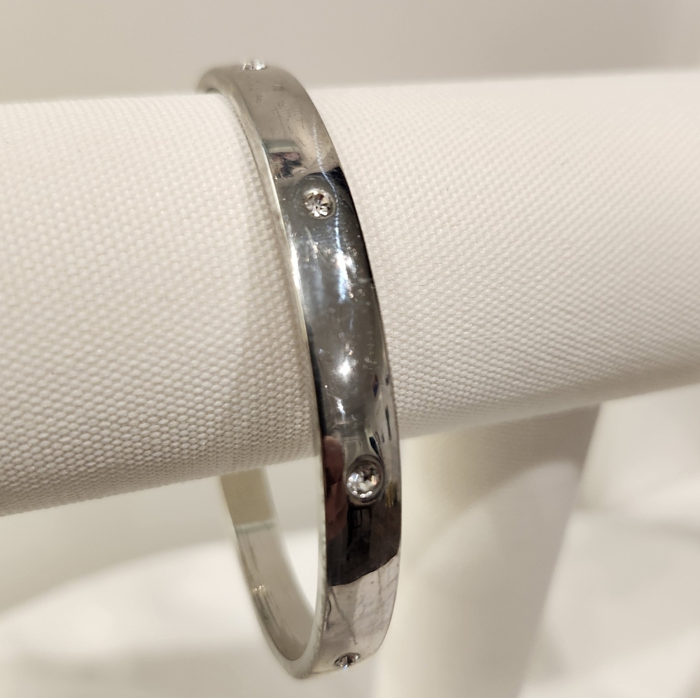 Silver Tone Bangle Bracelet